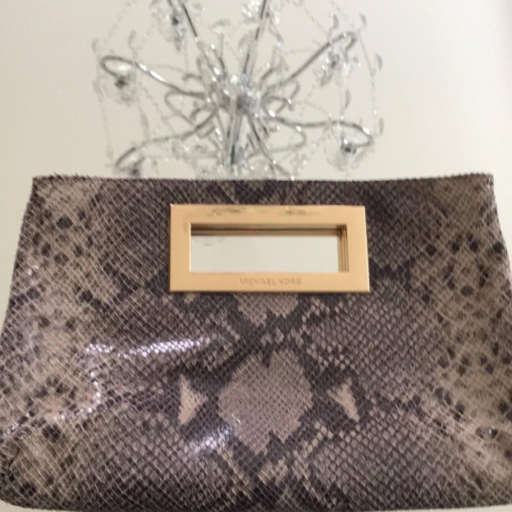 Michael kors snakeskin clutch